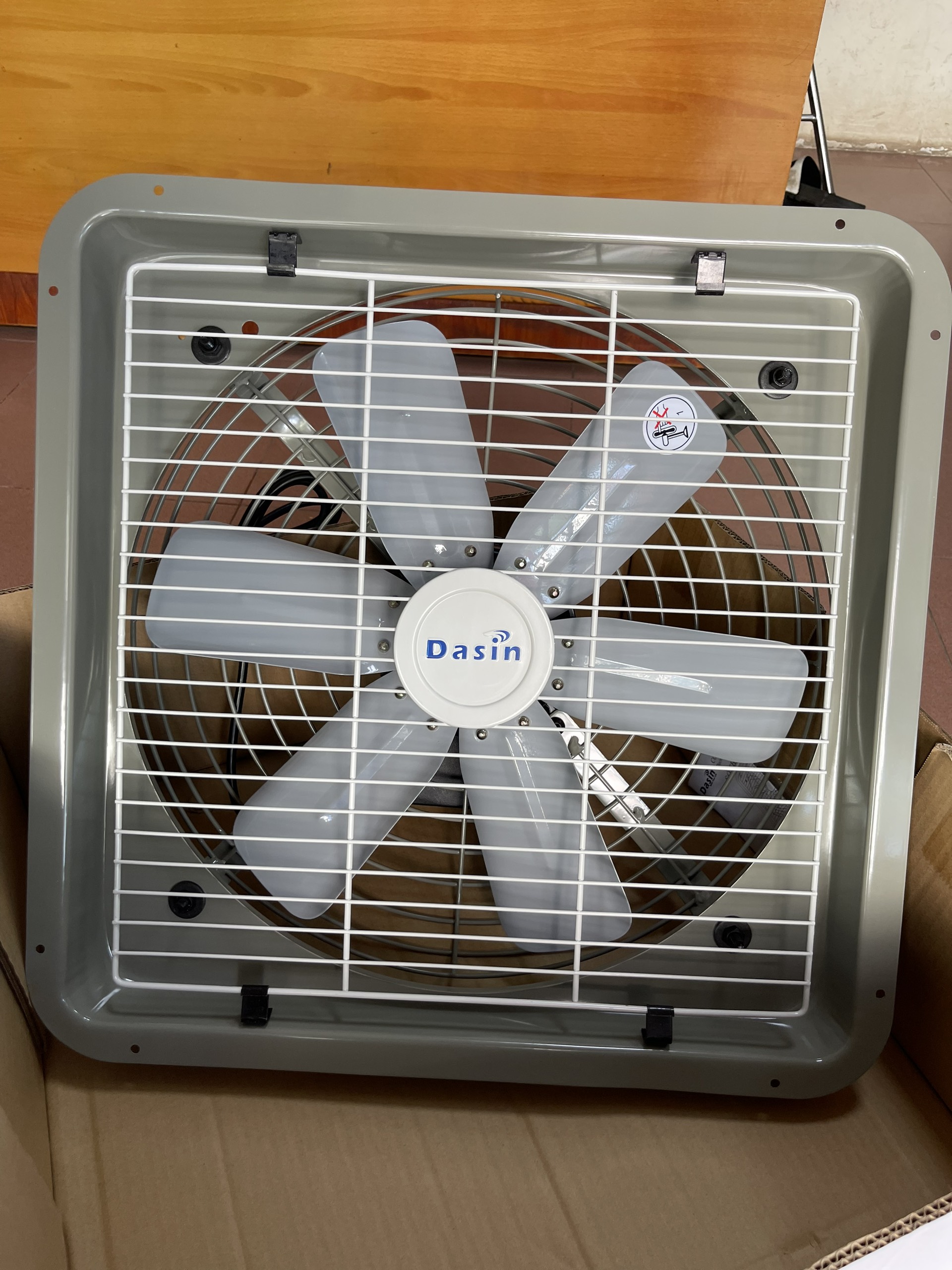 Quạt thông gió công nghiệp Dasin KVF-1845 2 chiều 3 Quạt thông gió công nghiệp Dasin KVF-1845 2 chiều - Ảnh 3