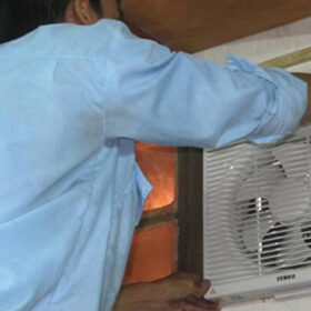 cách lắp quạt hút gió