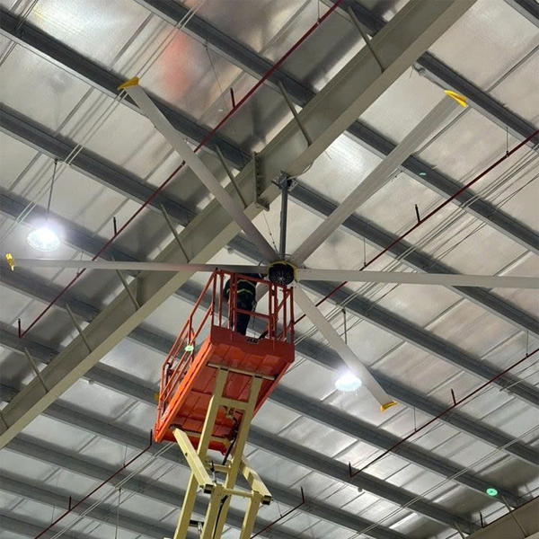 Quạt trần công nghiệp sải cánh 5m2 - Wing YSX308-40H 3 Quạt trần công nghiệp sải cánh 5m2 - Wing YSX308-40H - Ảnh 3