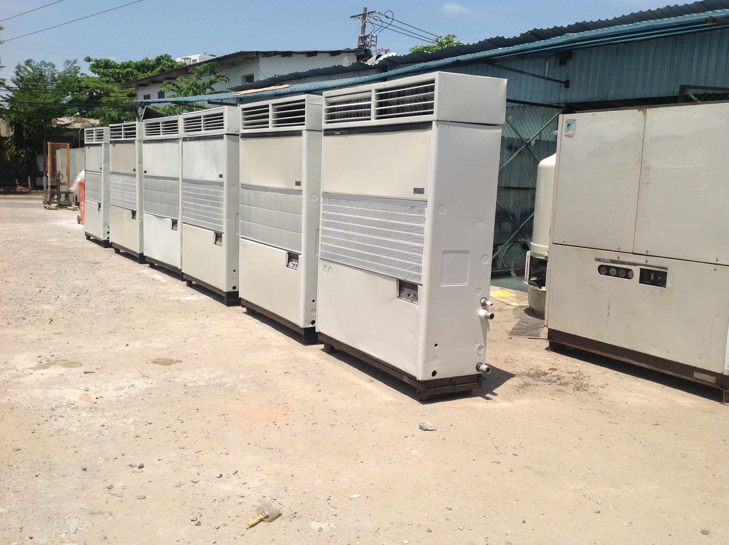 máy lạnh công nghiệp đứng 2
